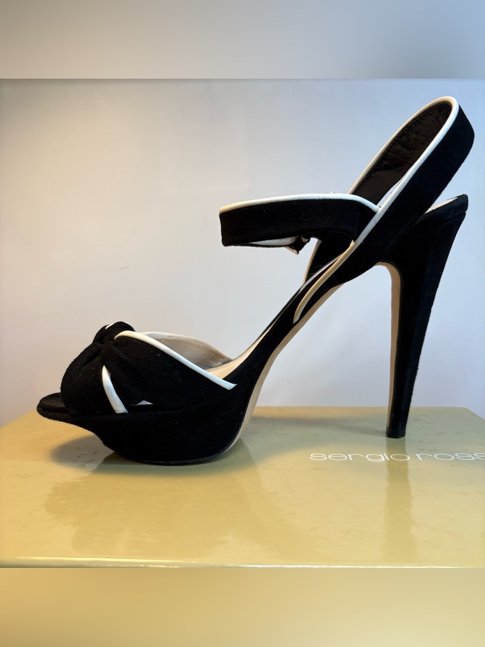 Sergio Rossi Black Suede Platform Sandals with White Piping VINTAGE Y2K sz. 39